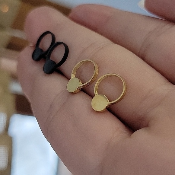 Dainty Circle Drop Earrings, choice of color - Picture 3 of 4